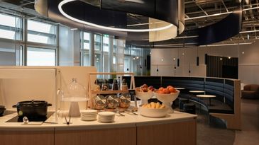 Lufthansa Lounge Str 2